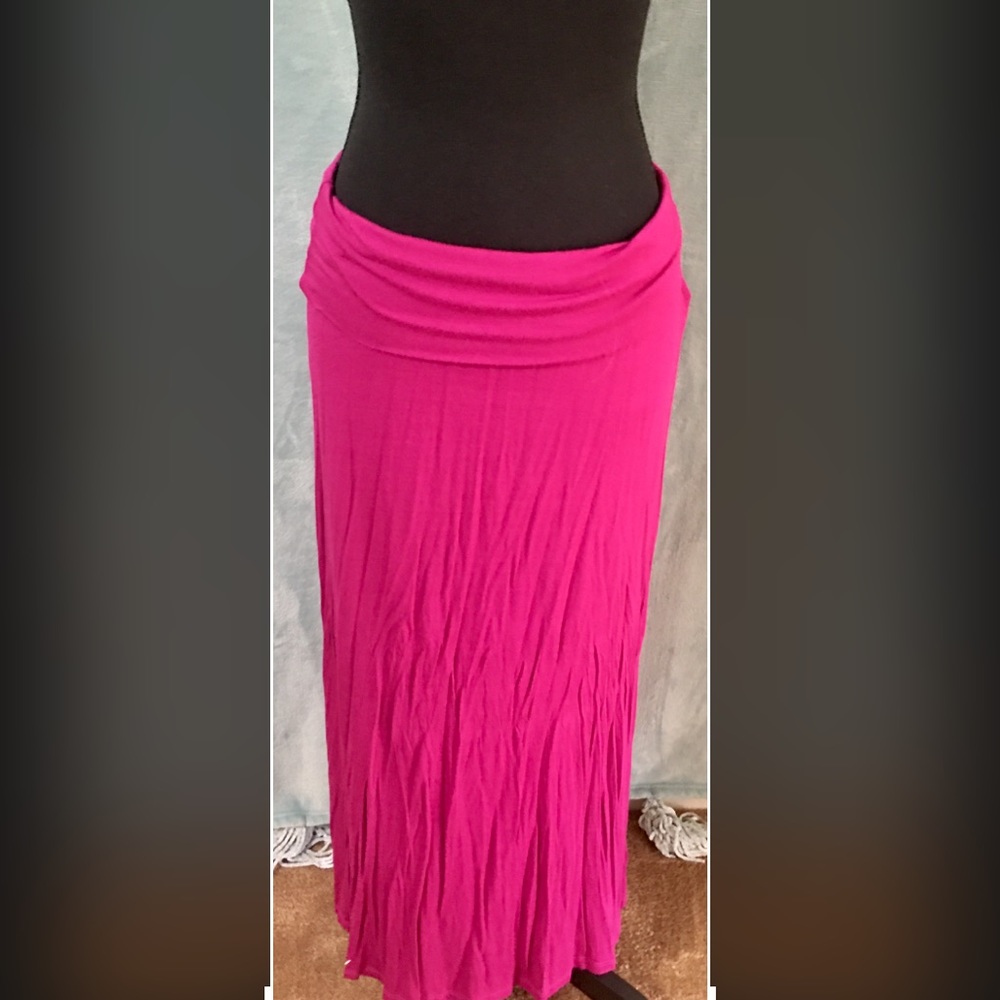 Free to Live Magenta Maxi Skirt Size L